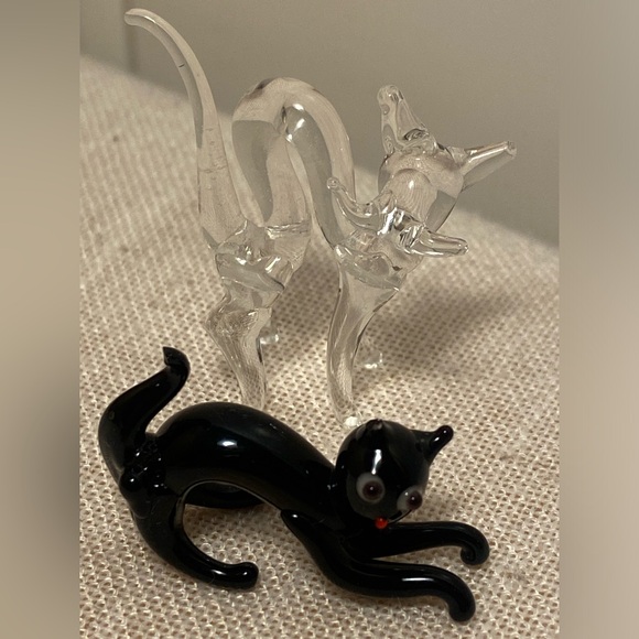 Vintage Glass Cat mini Figurines clear kitty arched back Black Murano style MCM - Picture 1 of 16